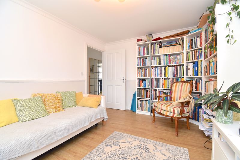 Sitting Room- click for photo gallery